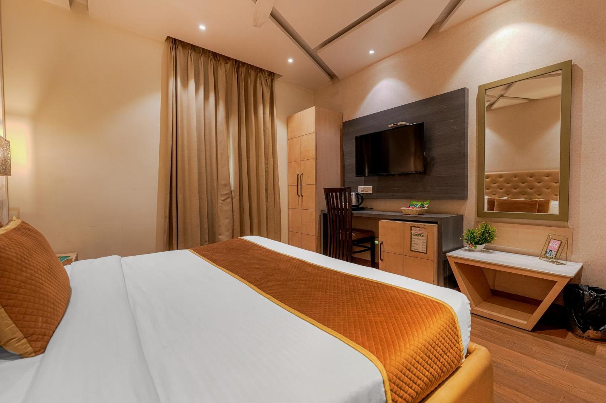 Csjs Inn Hotel Amritsar Extérieur photo