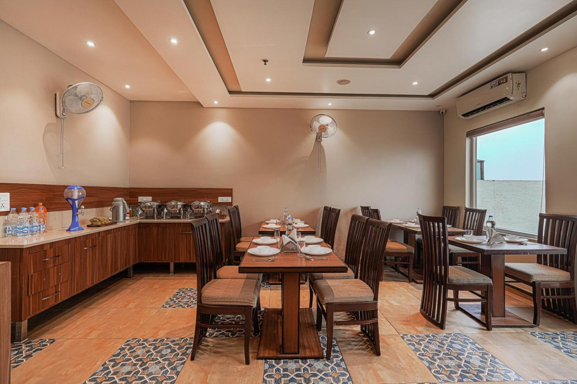 Csjs Inn Hotel Amritsar Extérieur photo